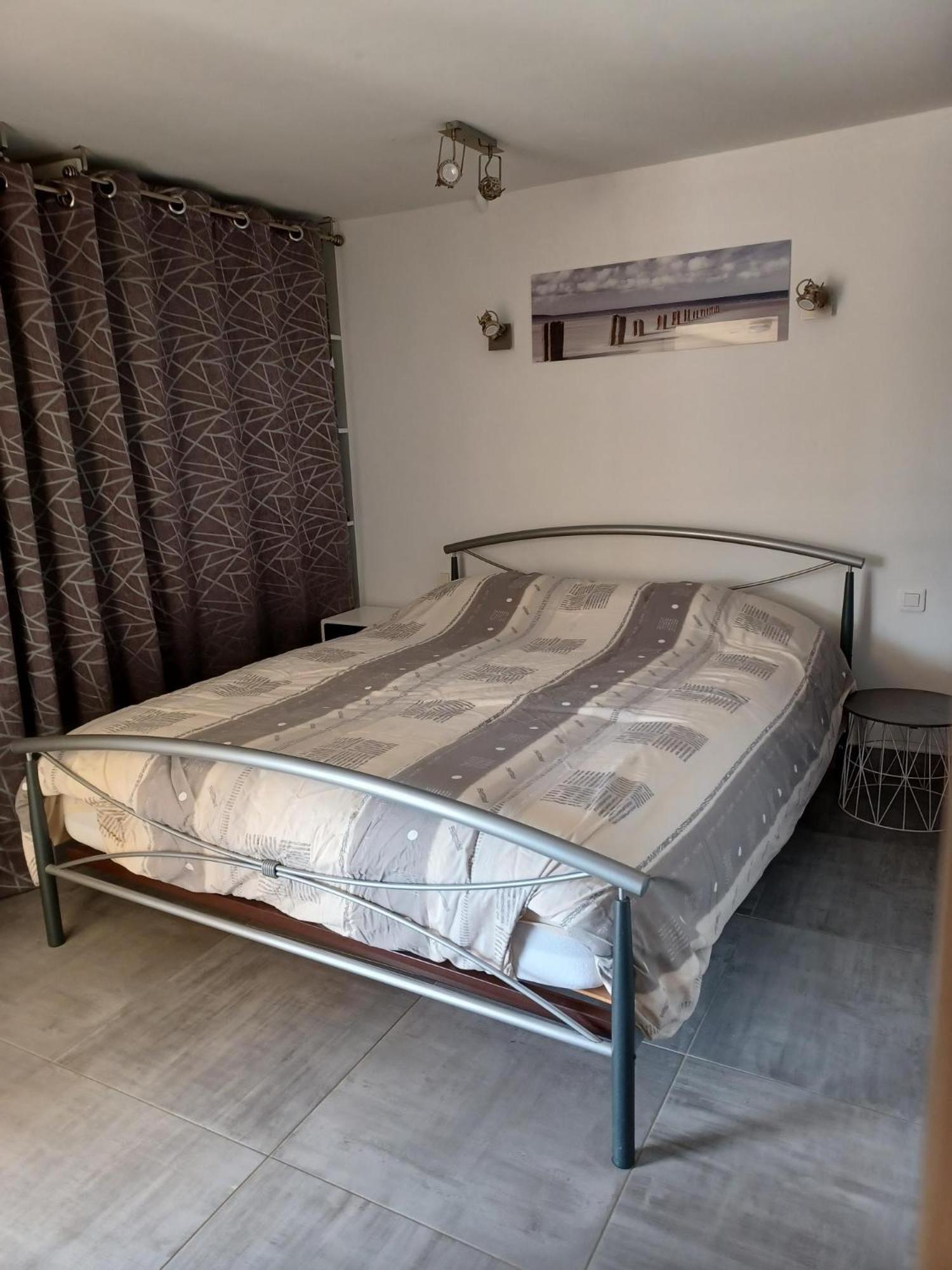 קבלייר-סור-מר Appartement Rez De Jardin Dans Villa Vue Mer מראה חיצוני תמונה