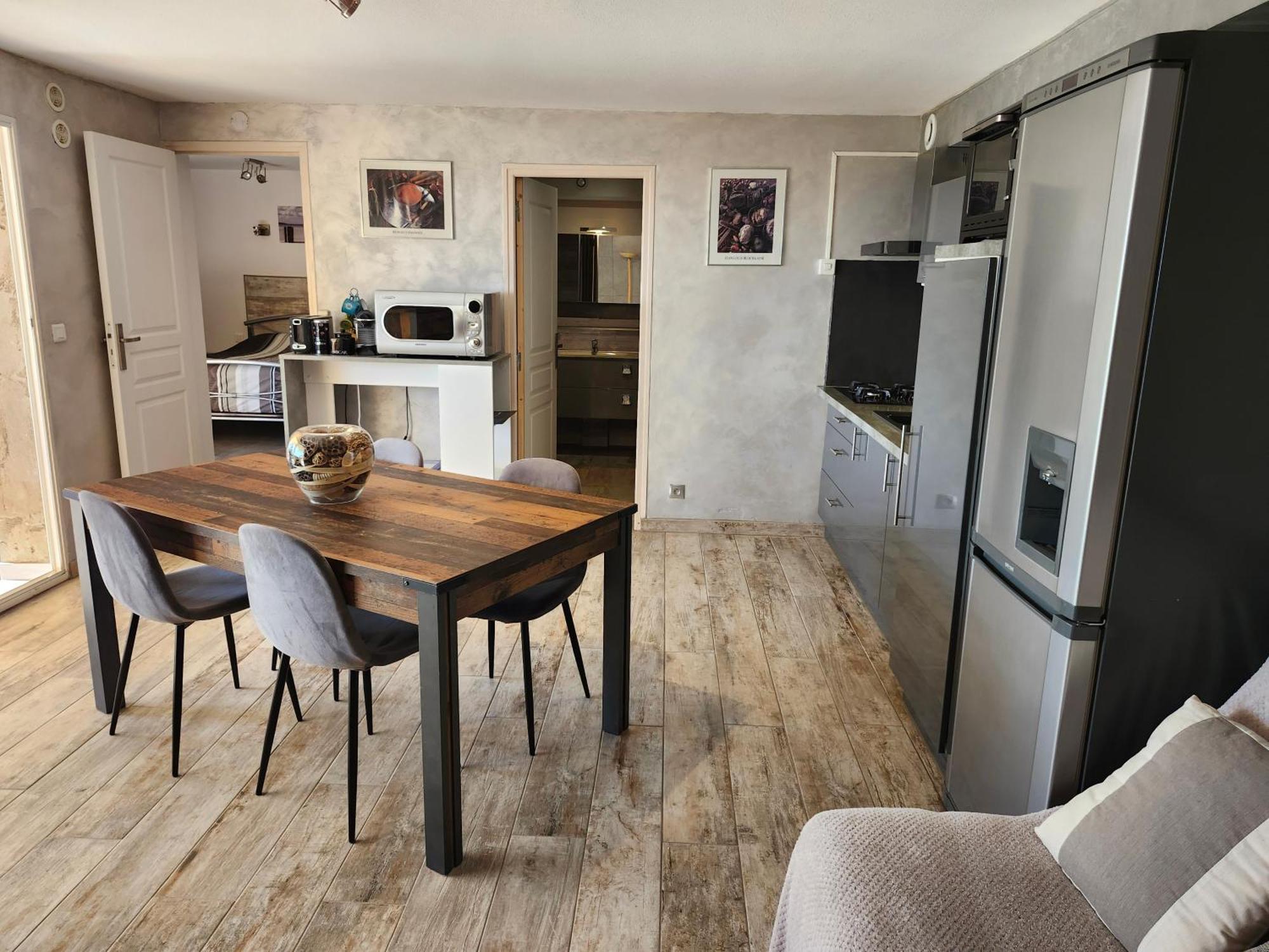 קבלייר-סור-מר Appartement Rez De Jardin Dans Villa Vue Mer מראה חיצוני תמונה